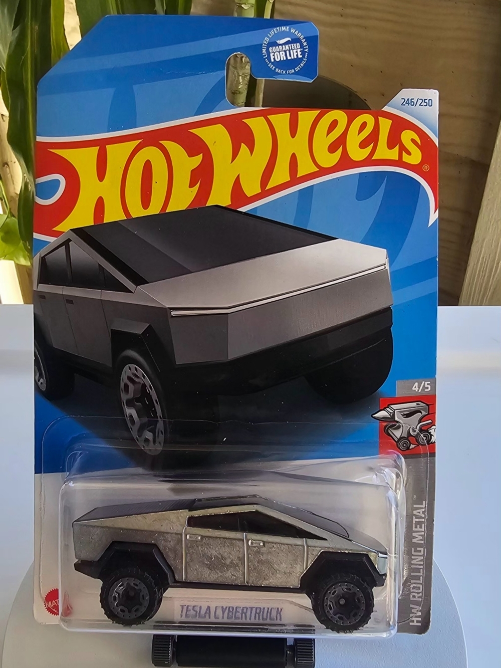 Hot Wheels Tesla Cybertruck Diecast - Metallic Silver